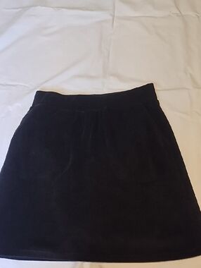Denim&Co Black Velvet-Look  Skort In VGC Size XS